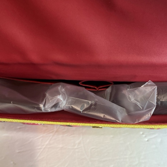 NWT Caleesa Vegan Graffiti Purse - Picture 11 of 11